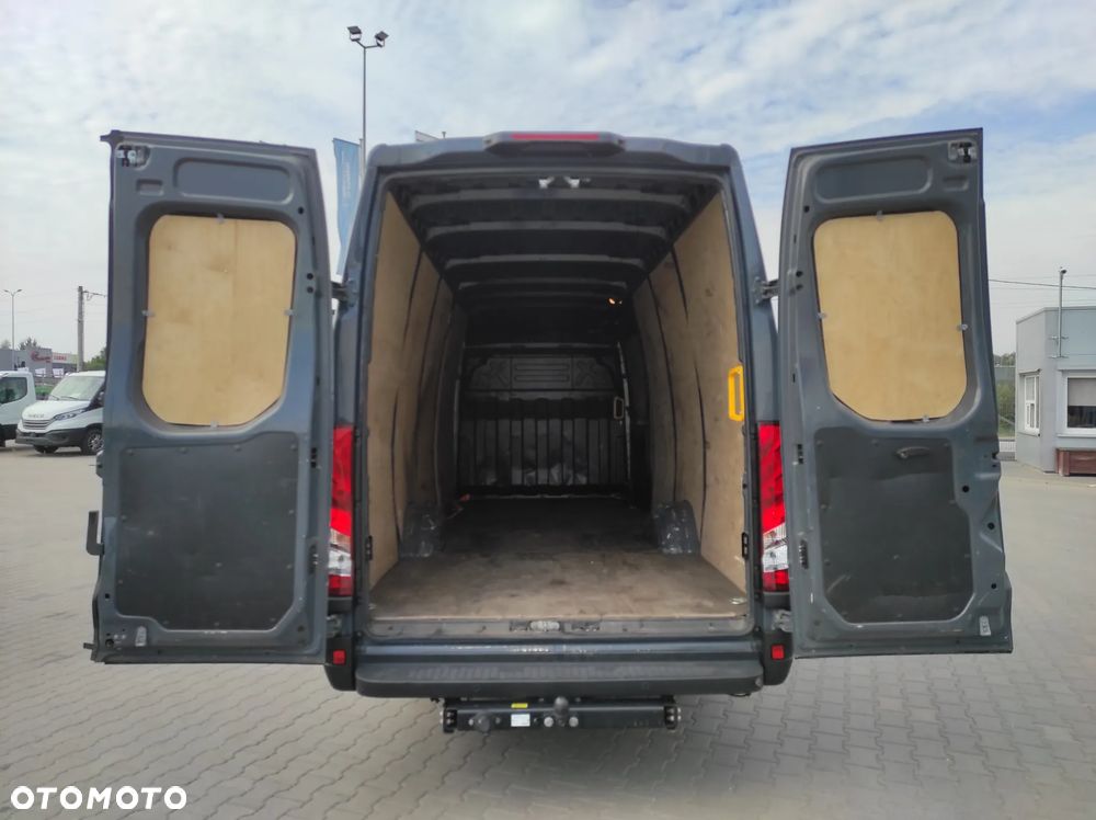 Iveco DAILY 35S18 - 9