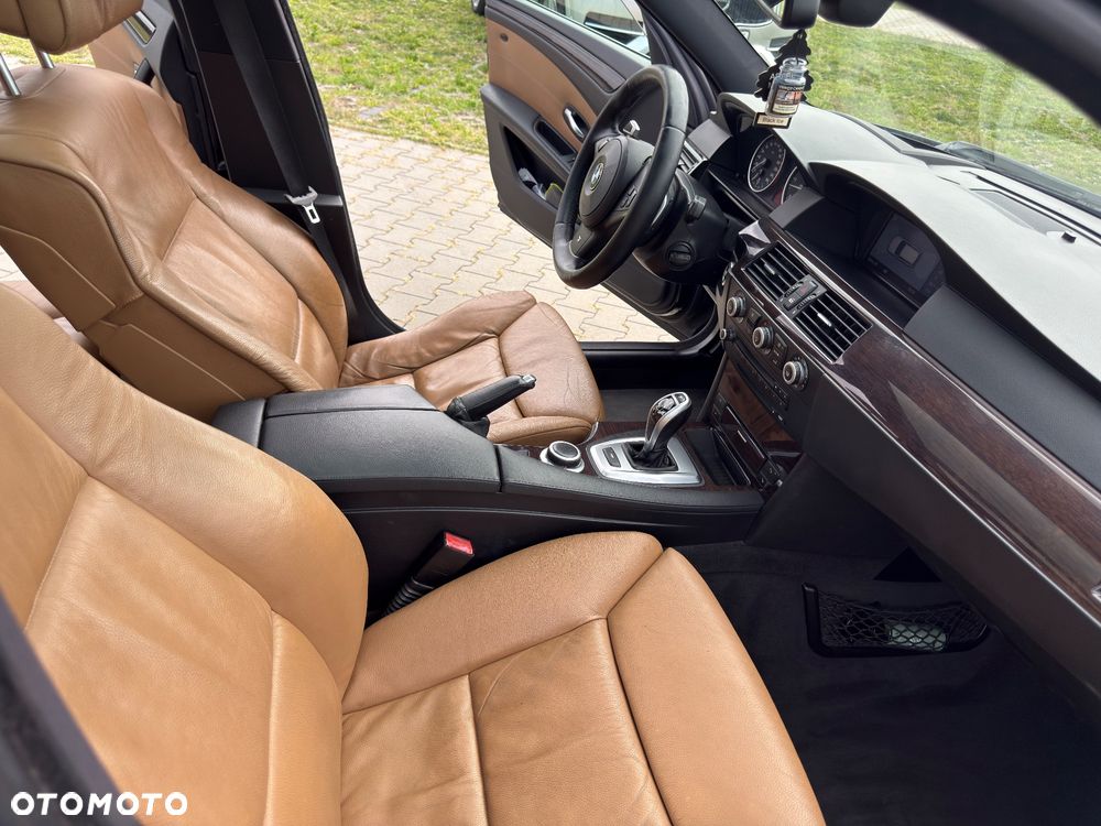 BMW Seria 5 530d Sport-Aut Edition Exclusive - 11