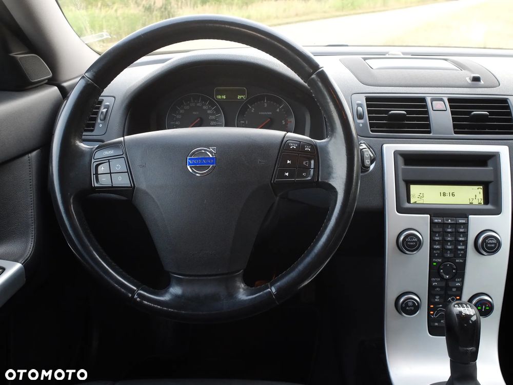 Volvo V50 D2 Momentum - 10