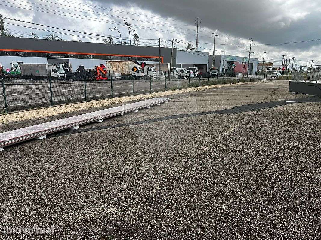 Armazém  para arrendamento - Grande imagem: 4/17