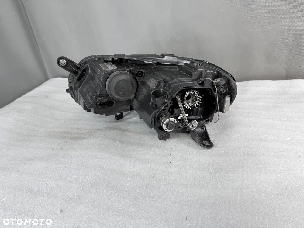 Reflektor lampa przednia prawa Volkswagen PASSAT B7 bi xenon skrętny - 5