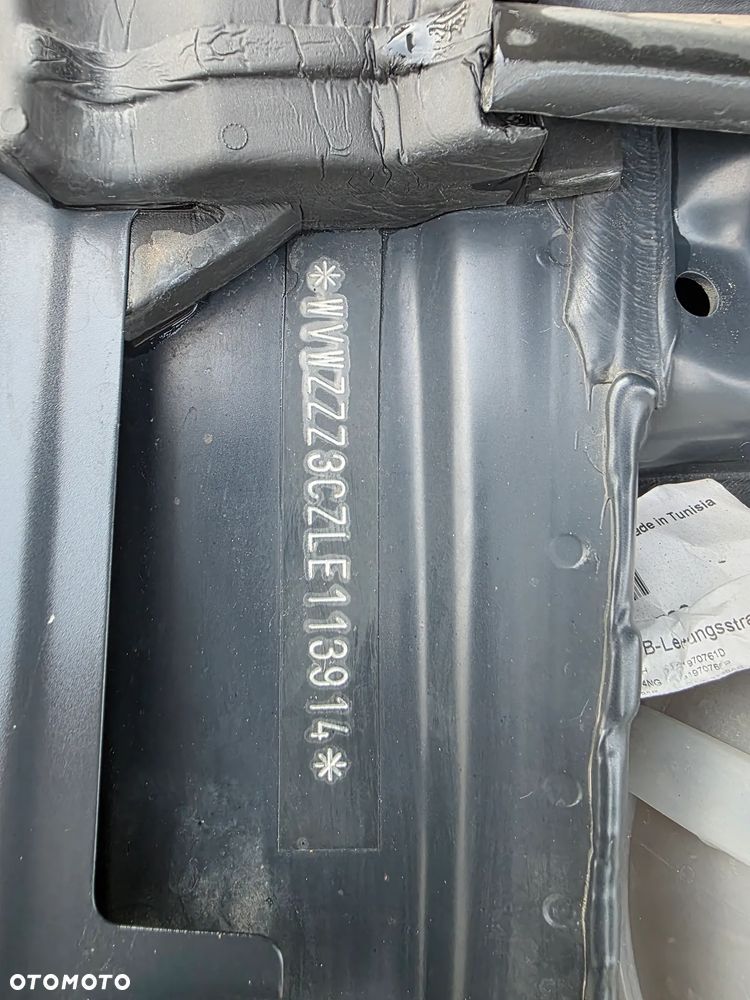 Volkswagen Passat - 38