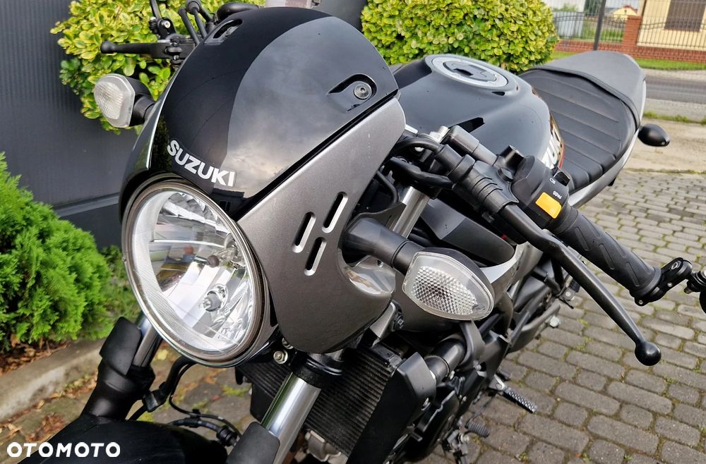 Suzuki SV - 20