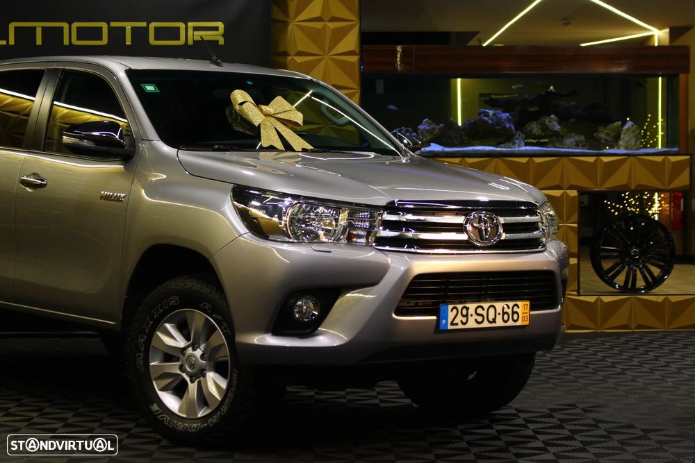 Toyota Hilux 2.4 D-4D 4WD Tracker - 5