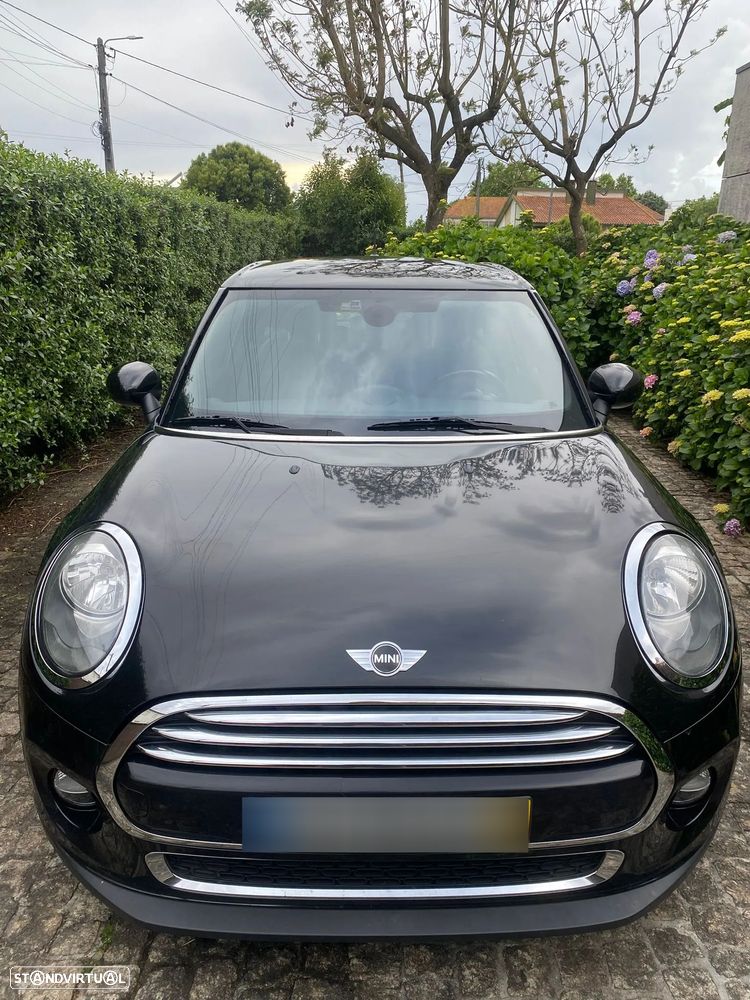 MINI 5 Portas Cooper D - 1