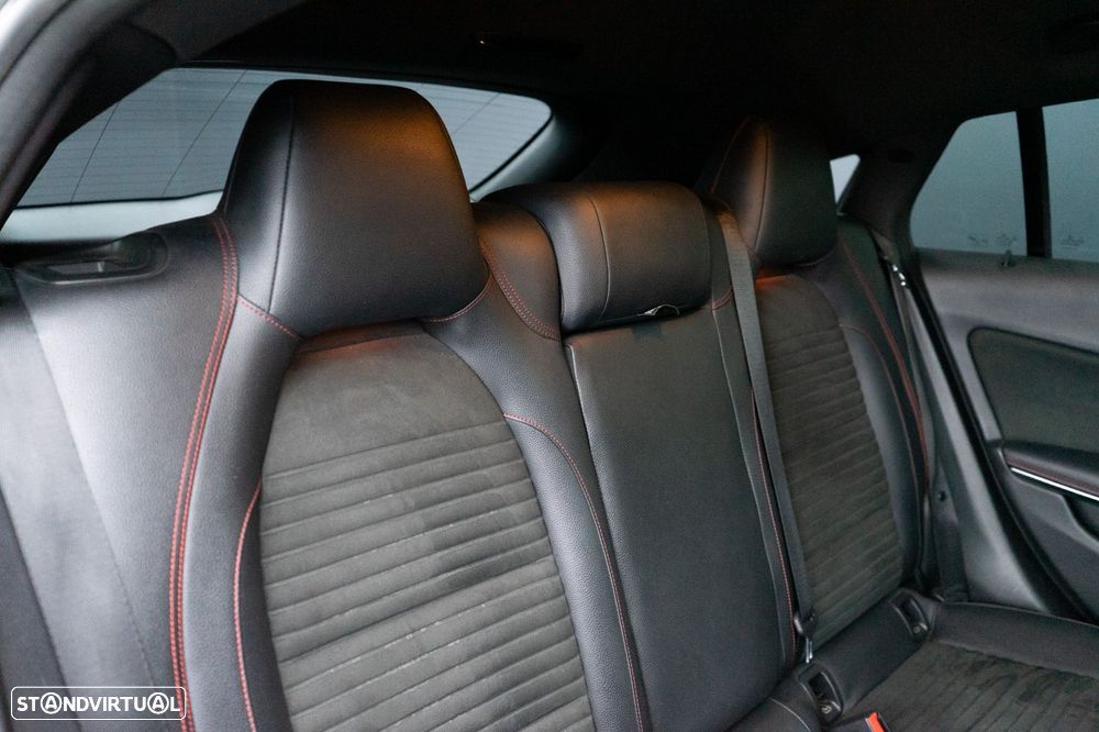 Mercedes-Benz CLA 220 d Shooting Brake AMG Line Aut. - 47