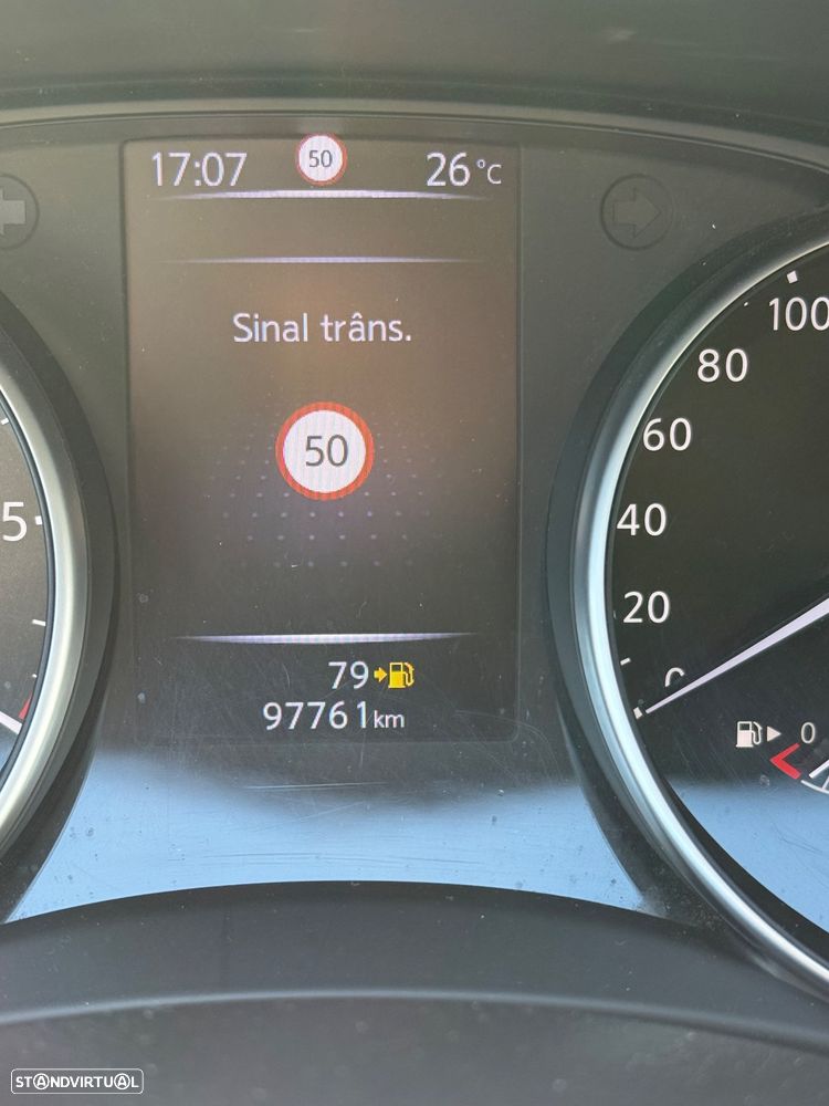 Nissan Qashqai - 10