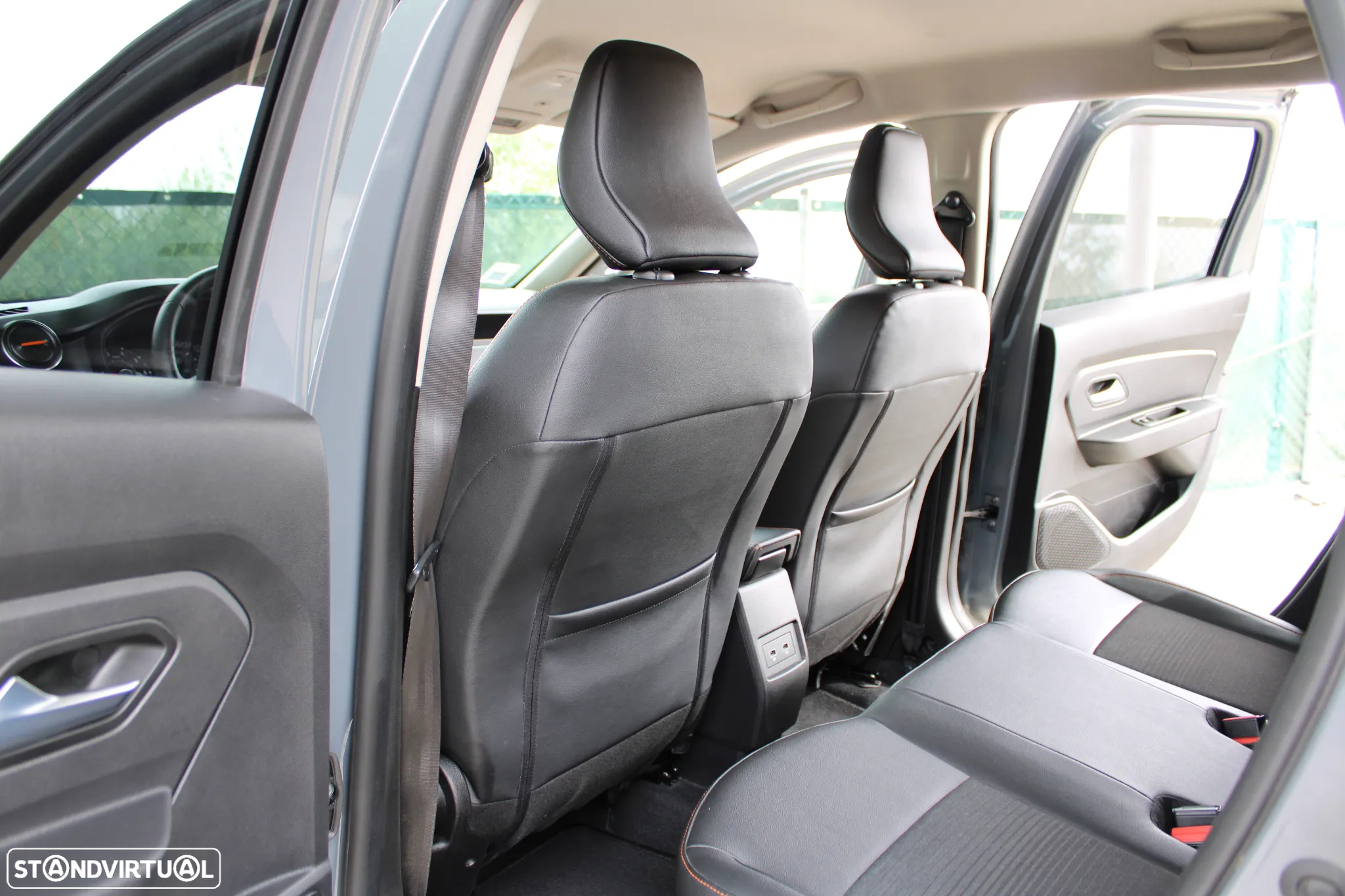 Dacia Duster 1.0 TCe Prestige - 39