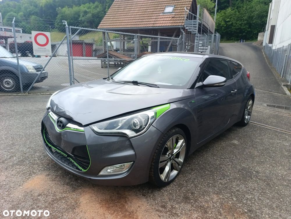 Hyundai Veloster 1.6 Style - 4