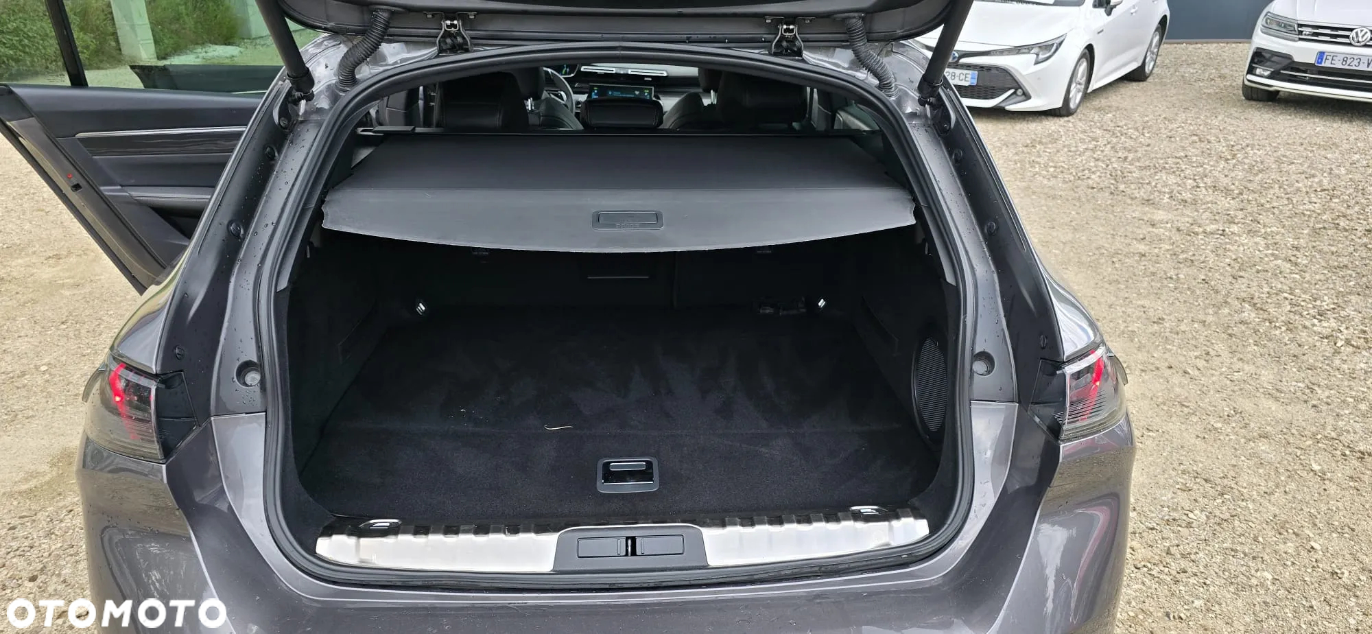 Peugeot 508 SW Plug-In Hybrid 360 e-EAT8 SPORT ENGINEERED - 32