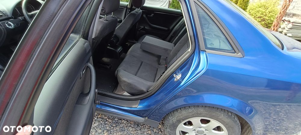 Audi A4 Limousine - 18