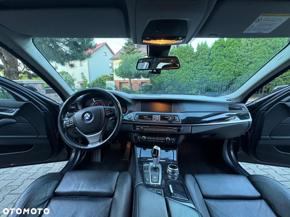 BMW Seria 5 520d - 5