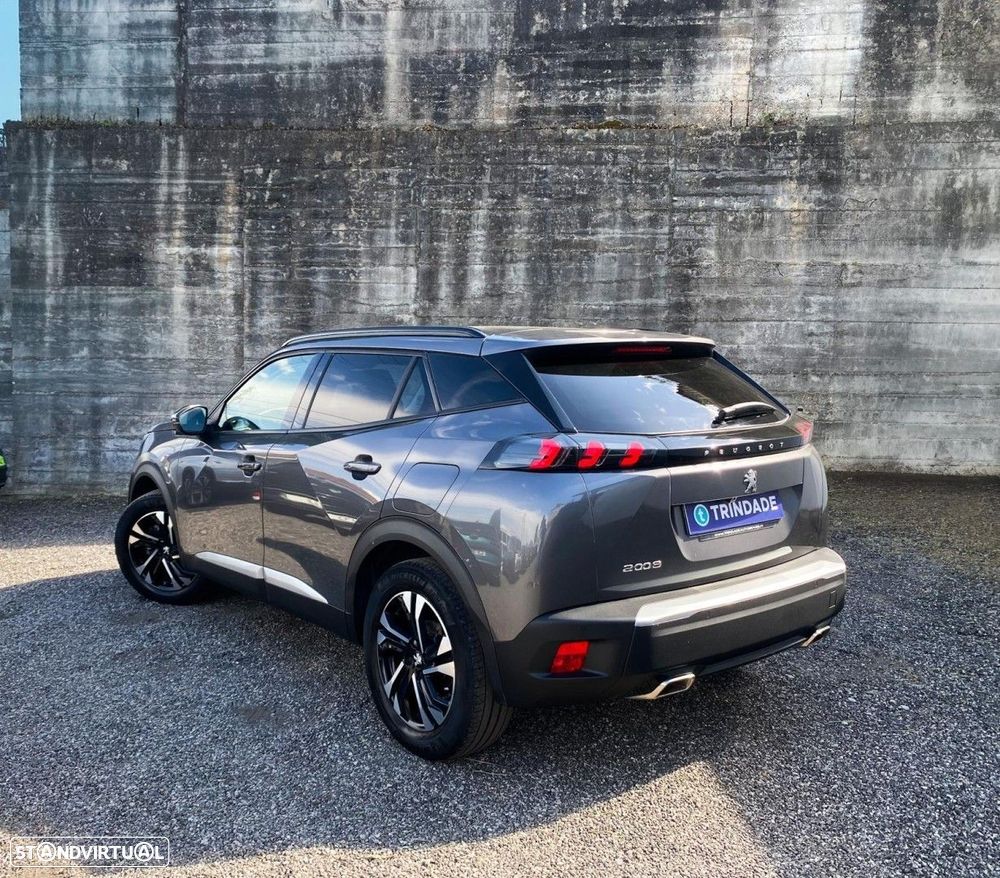 Peugeot 2008 1.2 PureTech Allure EAT8 - 3