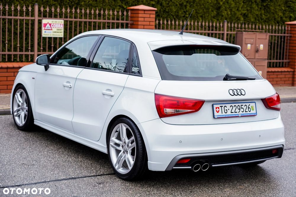 Audi A1 Sportback 1.4 TFSI S tronic S line Sportpaket - 14