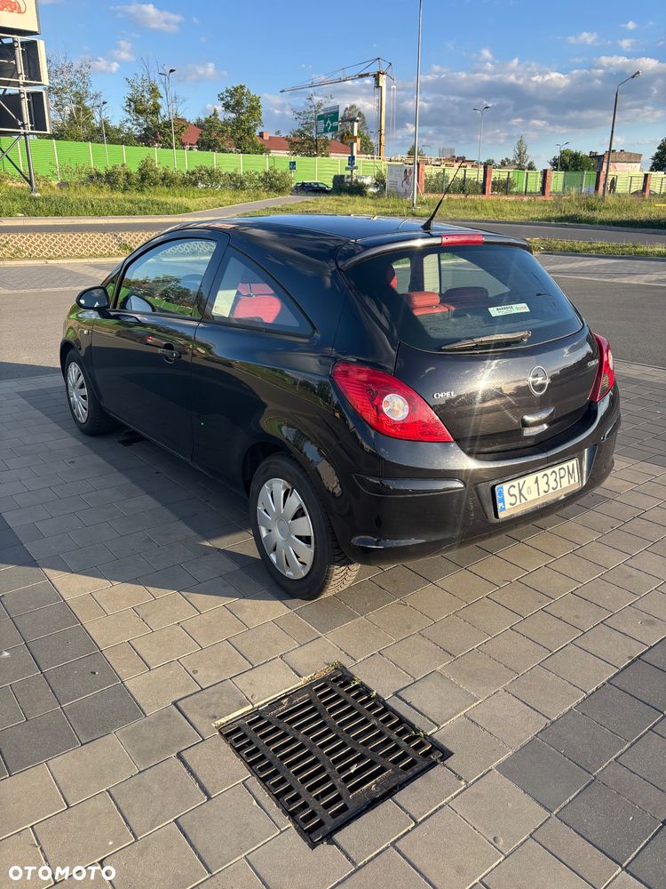 Opel Corsa 1.4 16V Cosmo - 8
