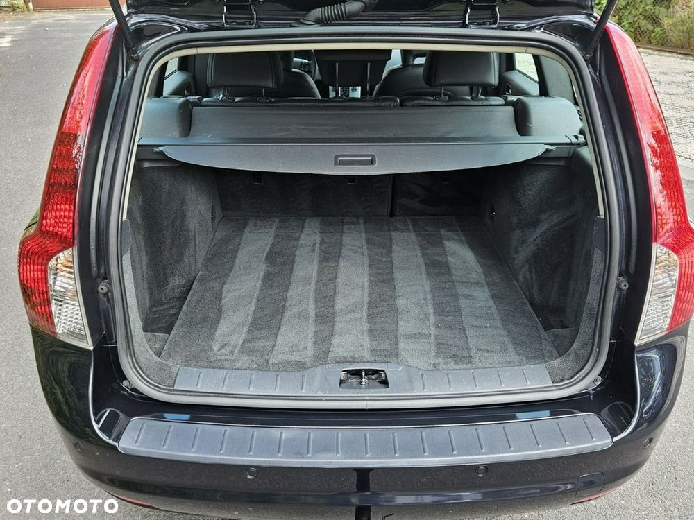 Volvo V50 2.0 Momentum Euro5 - 27