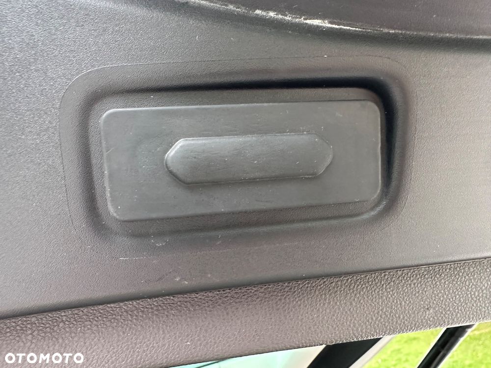 Renault Espace 1.6 dCi Energy Initiale Paris EDC 7os - 21