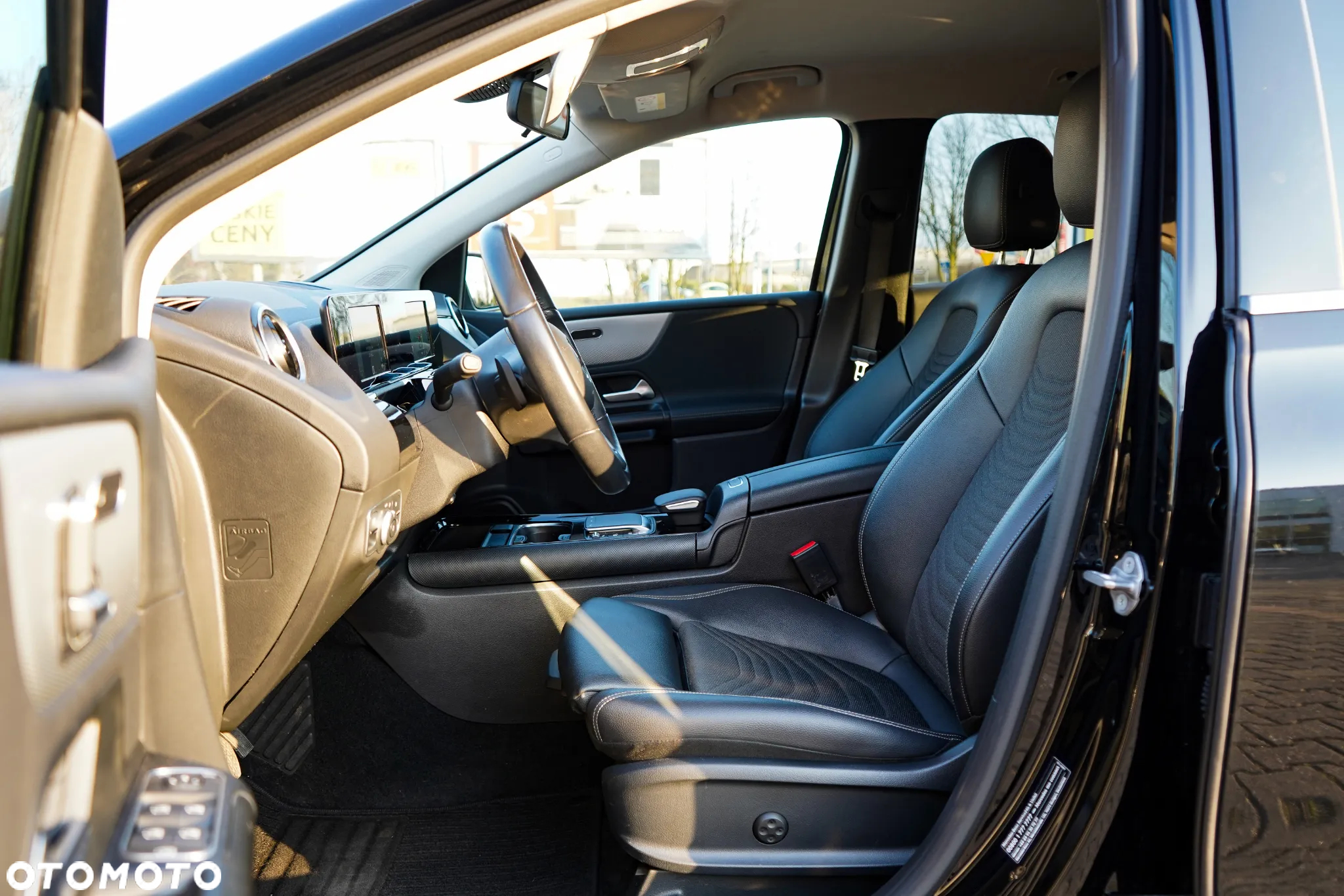 Mercedes-Benz Klasa B 250 e PHEV 8G-DCT - 29