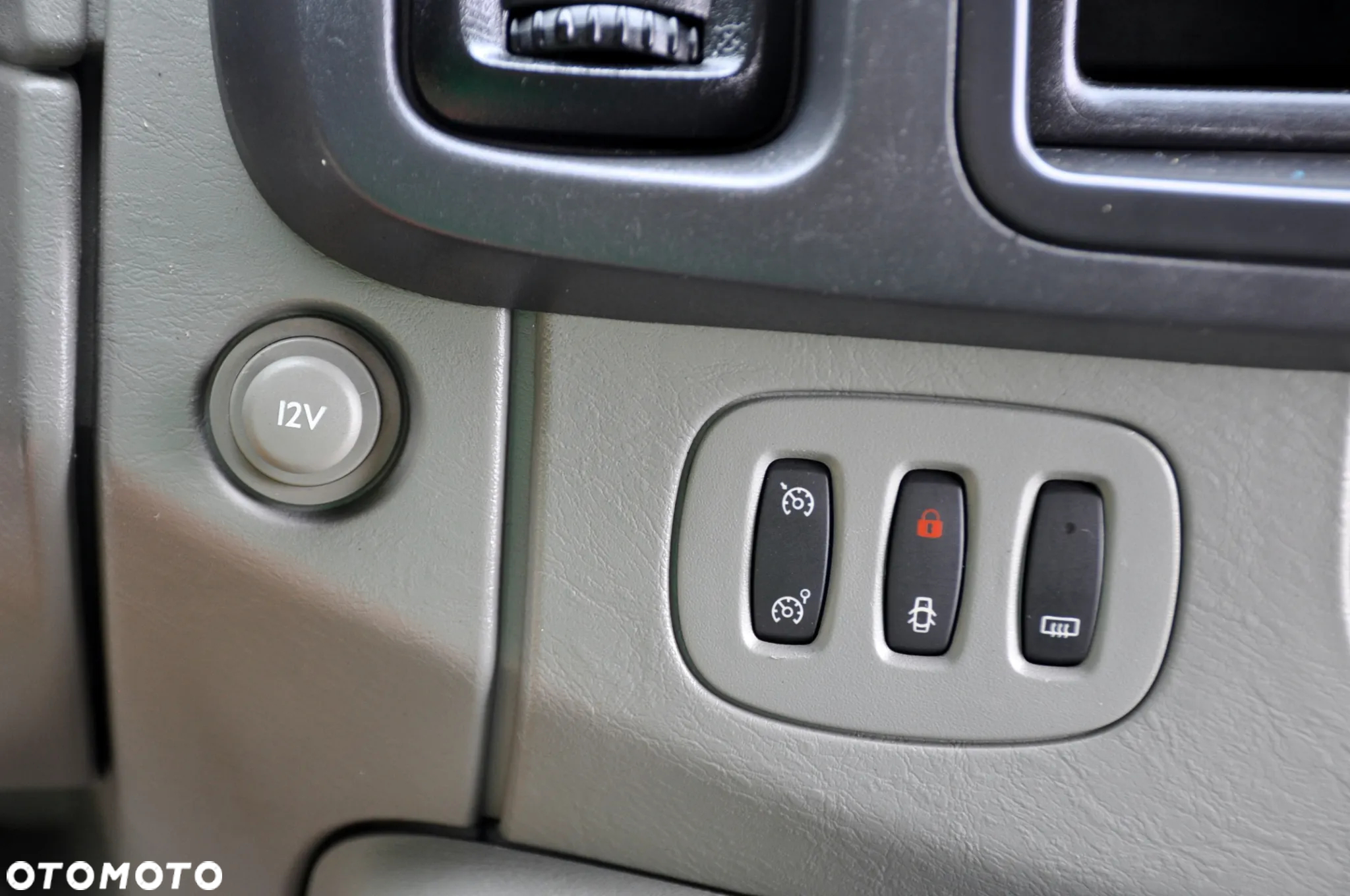 Opel VIVARO - 26