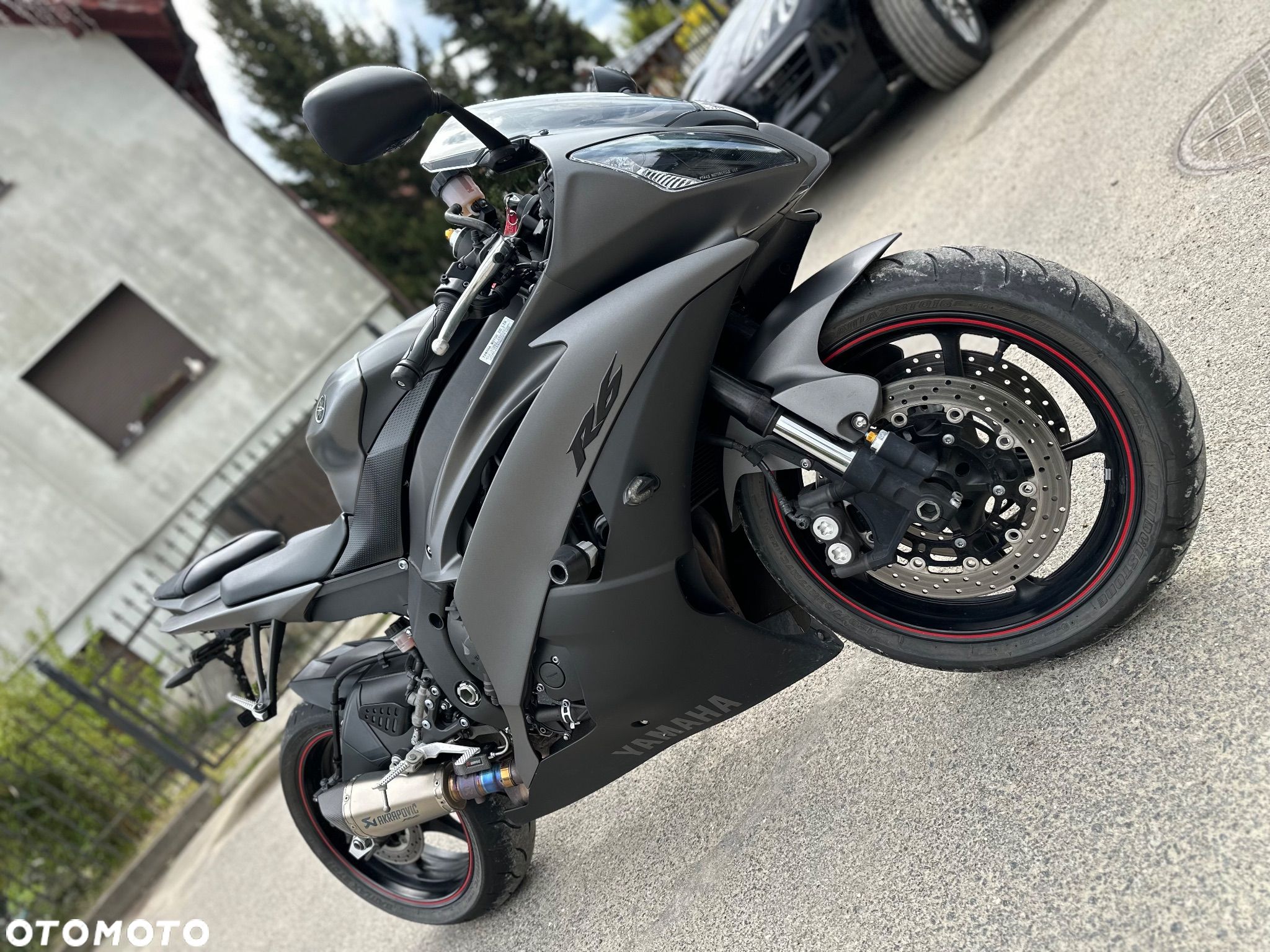 Yamaha R6 - 1