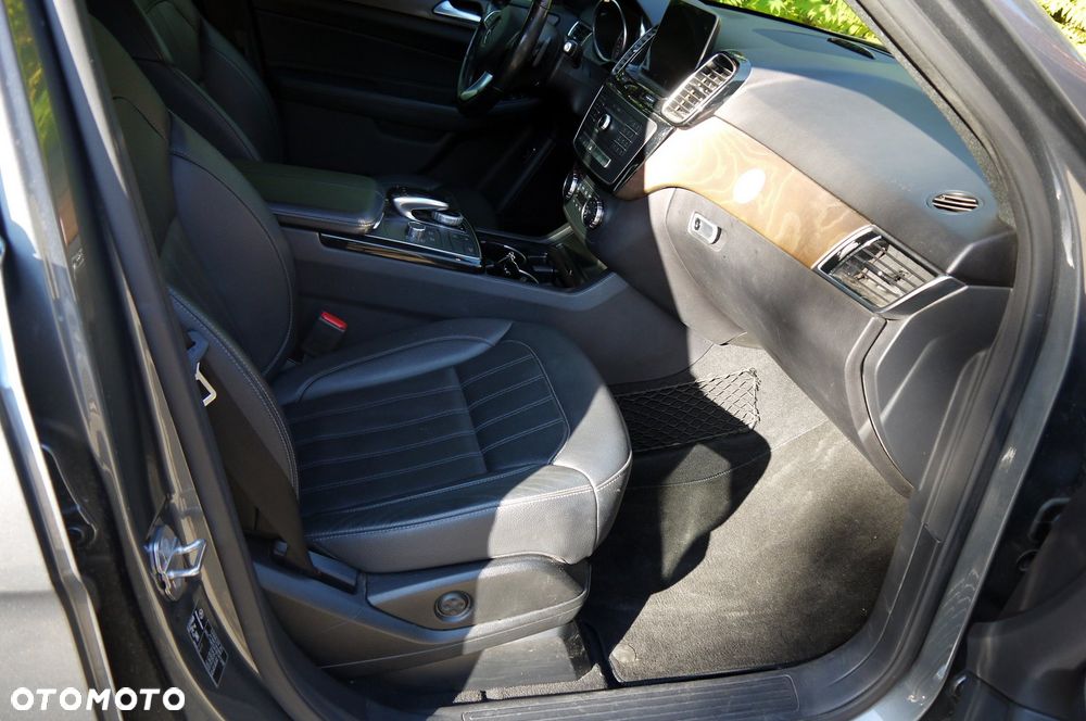 Mercedes-Benz GLE 350 d 4-Matic - 9