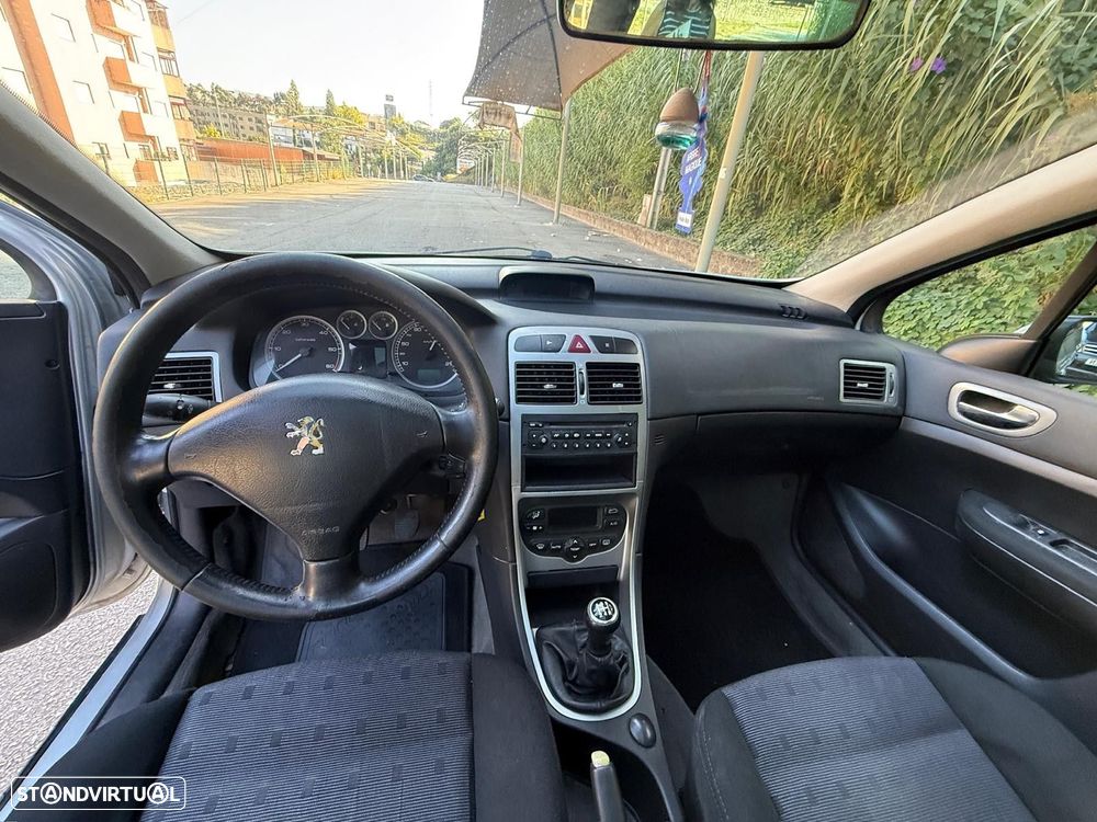 Peugeot 307 SW - 9