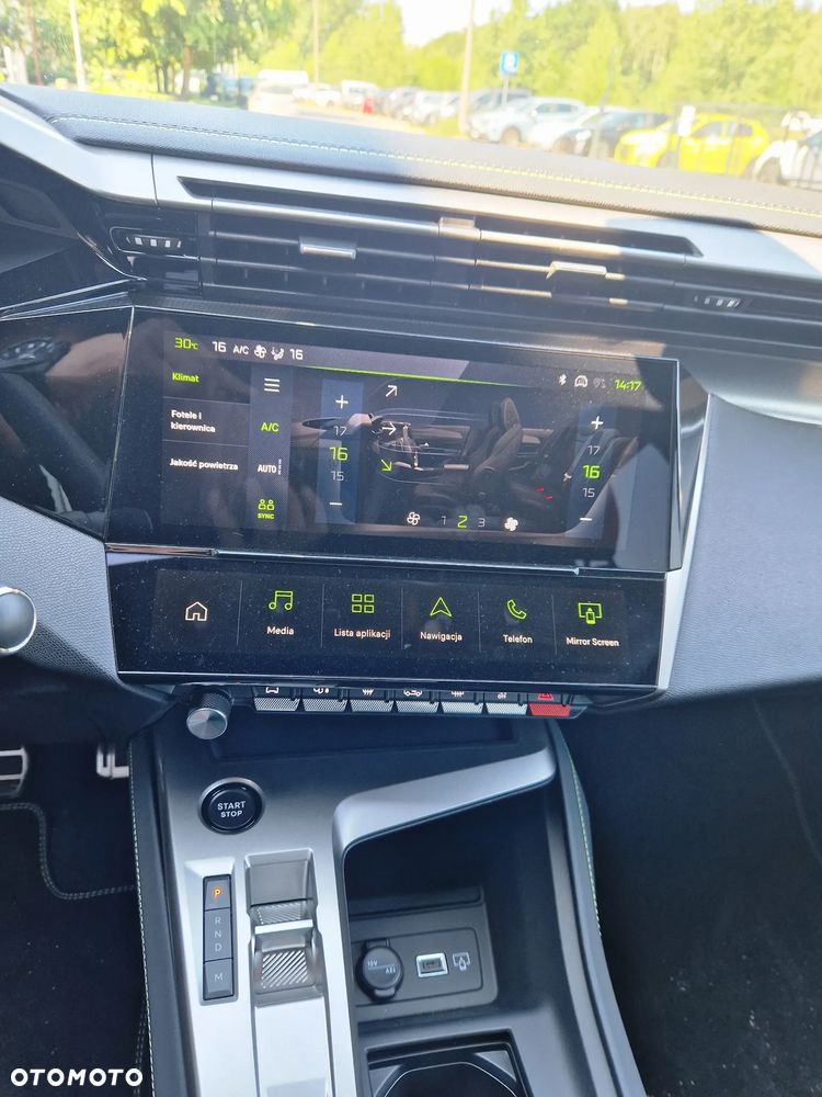 Peugeot 408 1.2 PureTech mHEV GT S&S e-DSC6 - 12