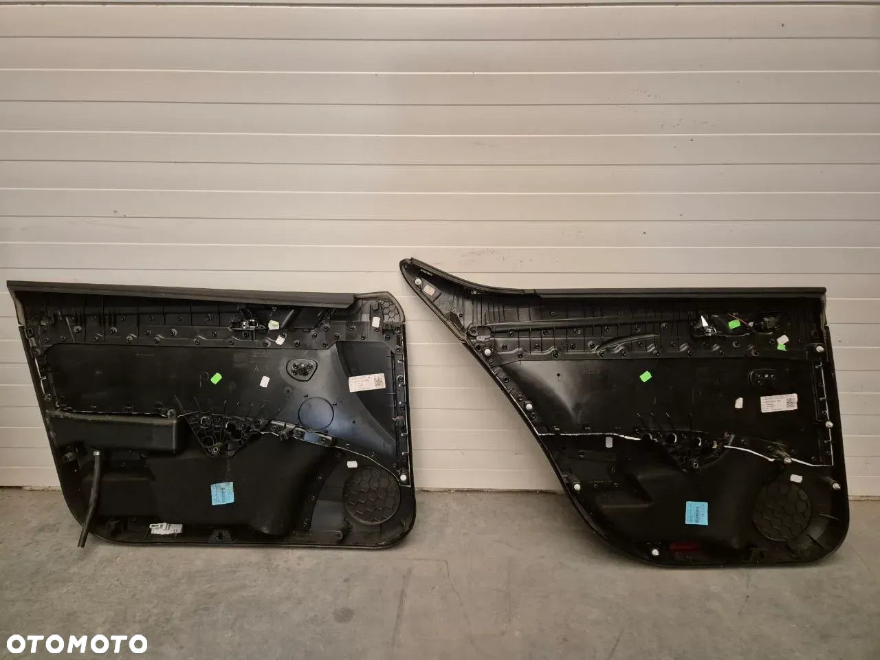 VW AUDI SEAT SKODA BOCZEK DRZWI - 26