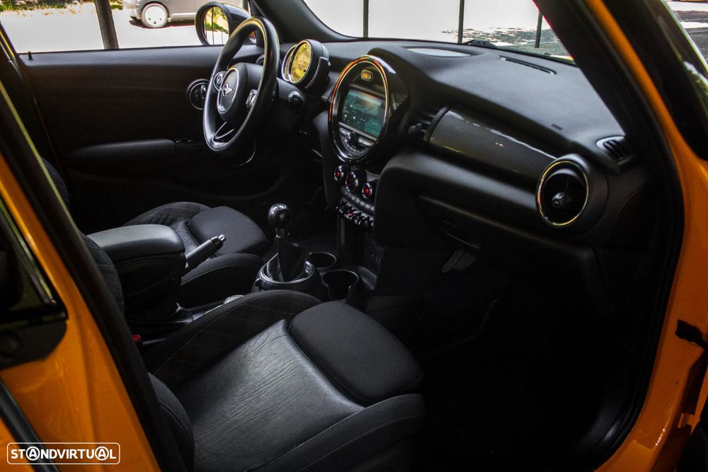 MINI 5 Portas Cooper D Seven Chili - 25