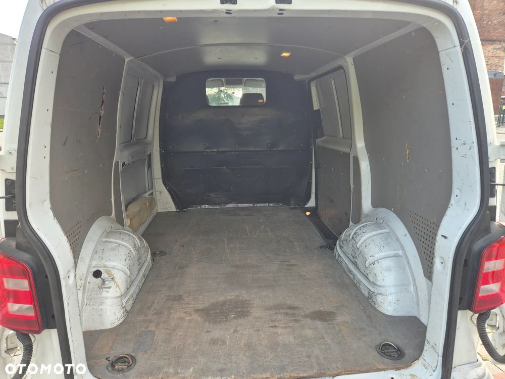 Volkswagen Transporter T6 - 24