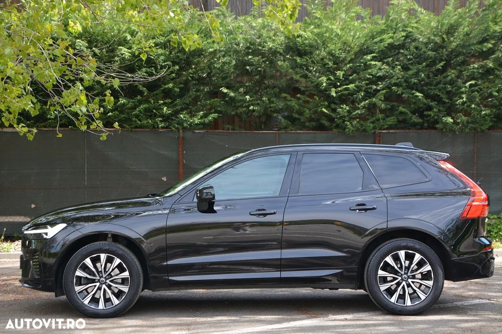 Volvo XC 60 B4 D AWD Plus Dark - 11