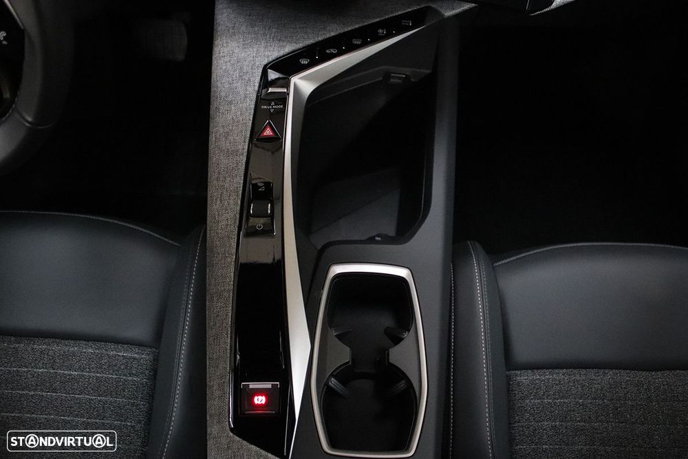Peugeot 3008 1.2 Hybrid Allure e-DCS6 - 16