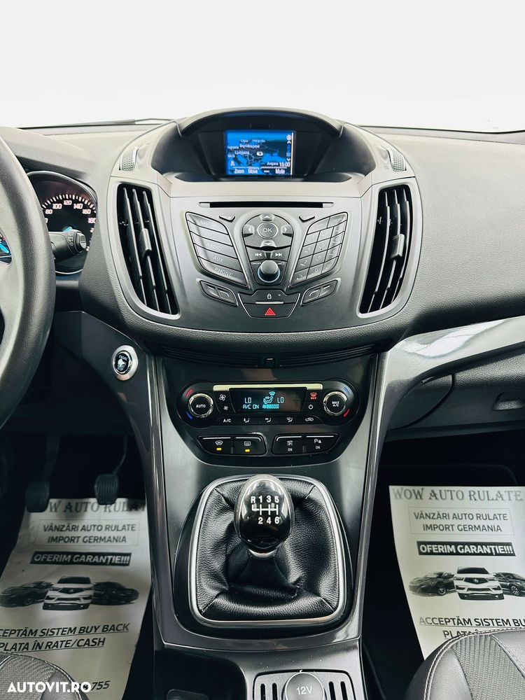 Ford Kuga - 31