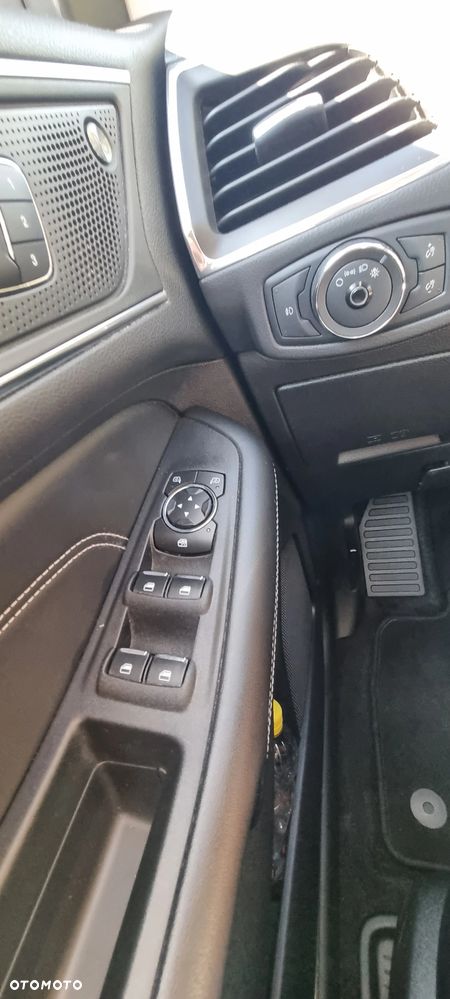 Ford Edge - 23