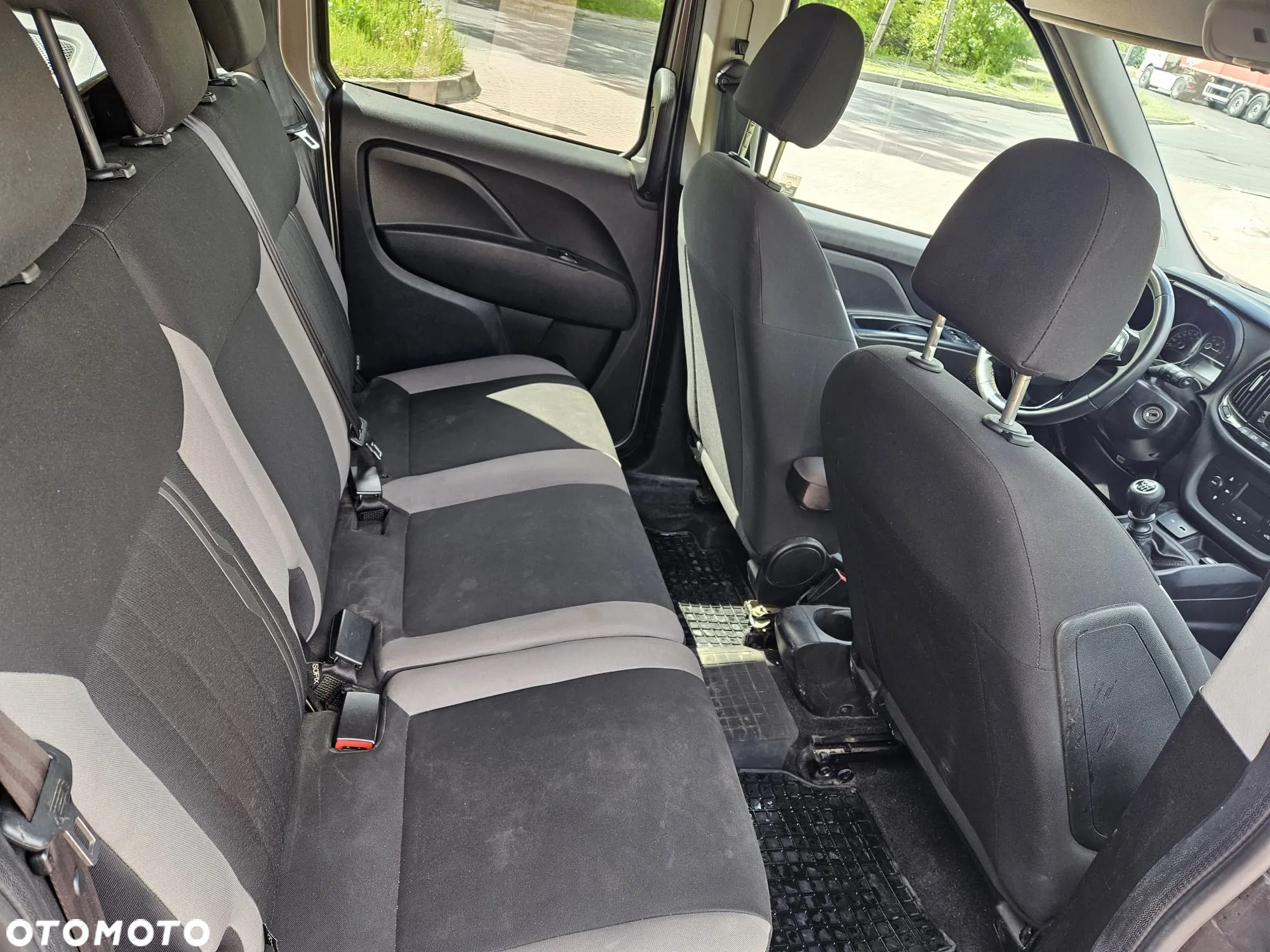 Fiat Doblo 1.4 T-Jet Dynamic - 11