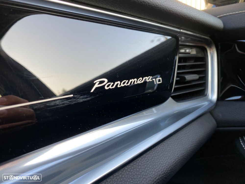 Porsche Panamera - 8