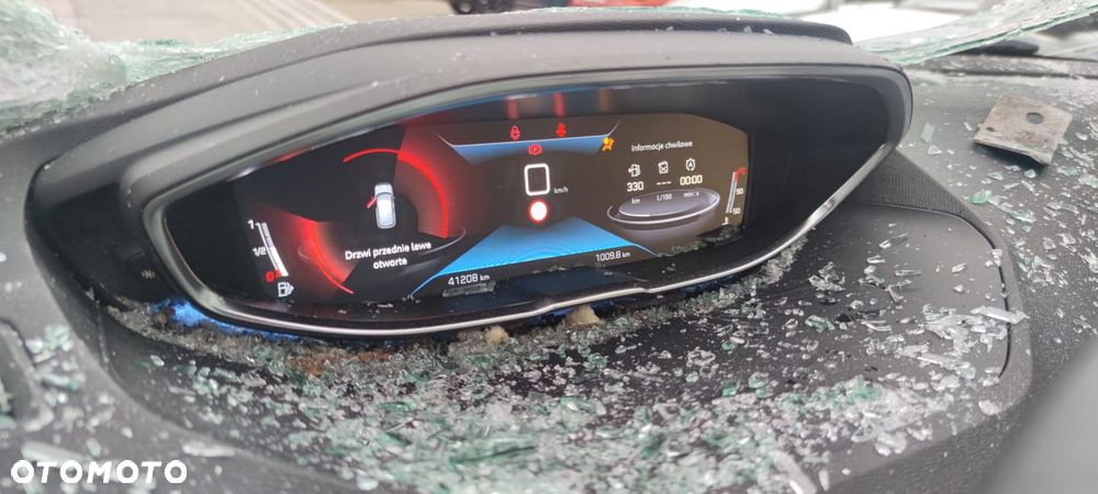 Peugeot 3008 1.2 PureTech Active S&S - 13