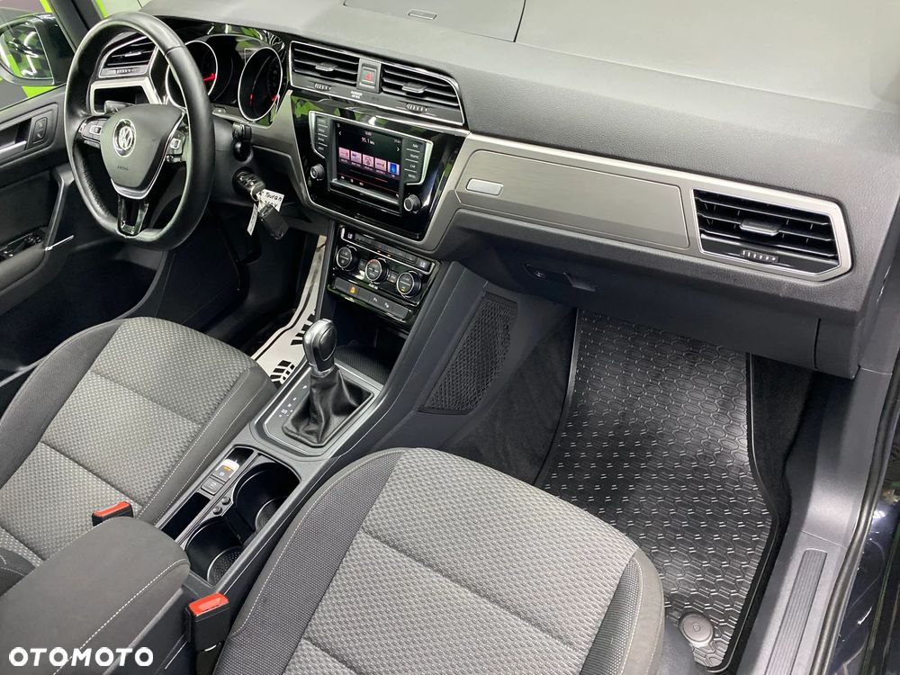 Volkswagen Touran 1.4 TSI BMT Highline DSG - 30