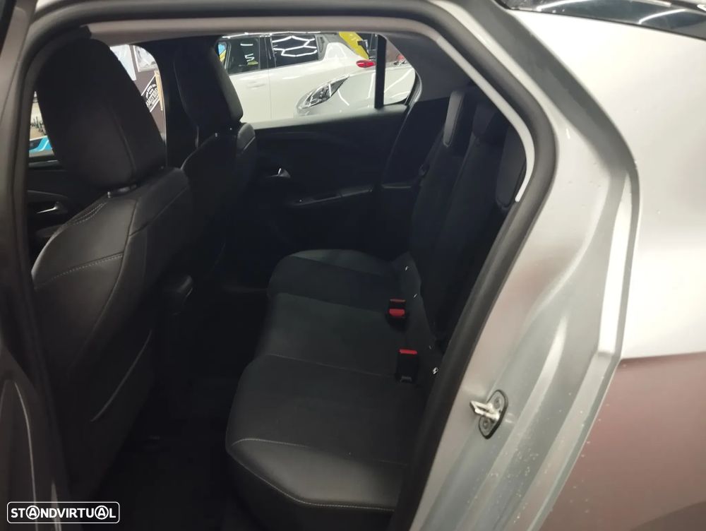 Opel Corsa 1.2 T - 12