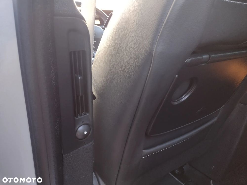 Renault Scenic 1.4 16V TCE Bose Edition - 25