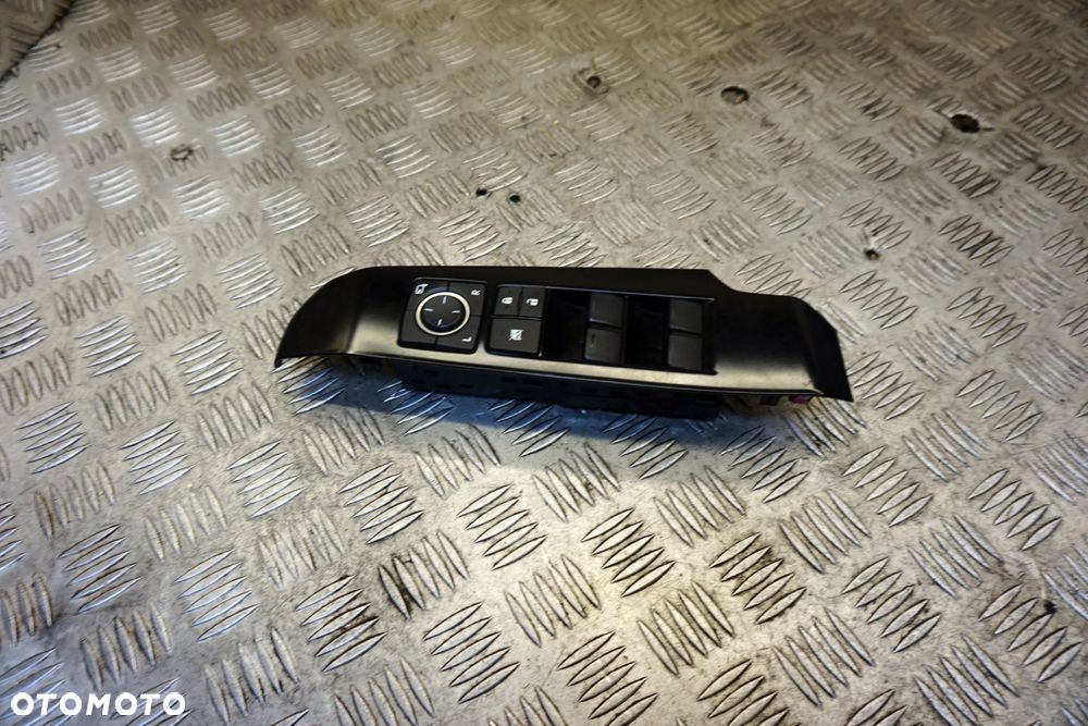 PANEL STEROWANIA SZYB IS III E3 84040-53230 EU LEXUS 2013-2017 - 1