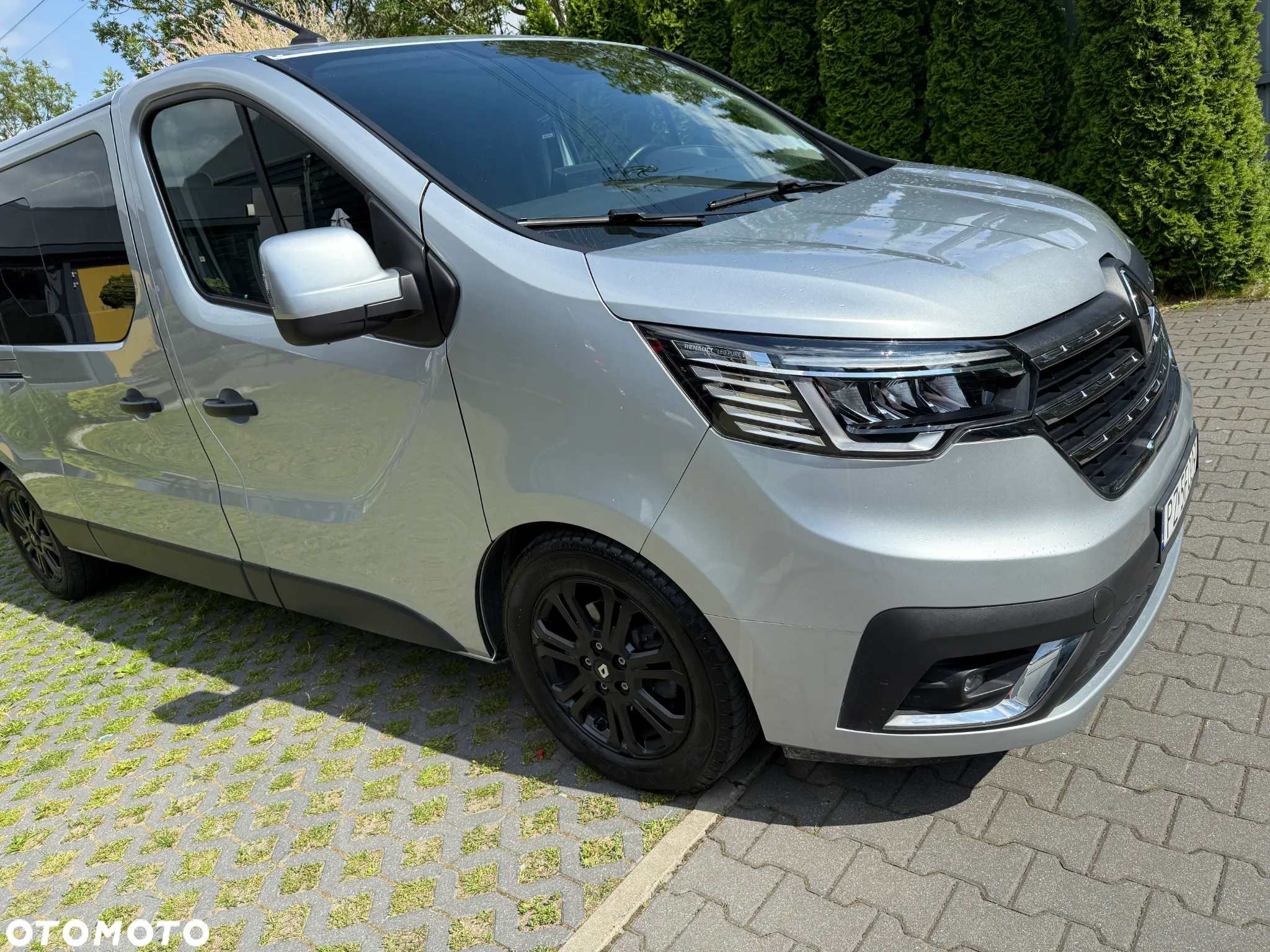 Renault Trafic 2.0 dCi L2H1 HD Extra (bryg.) - 4
