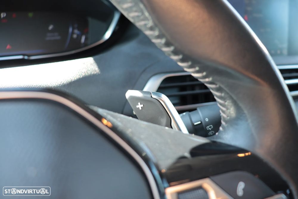 Peugeot 5008 BlueHDI 130 EAT8 Active - 32