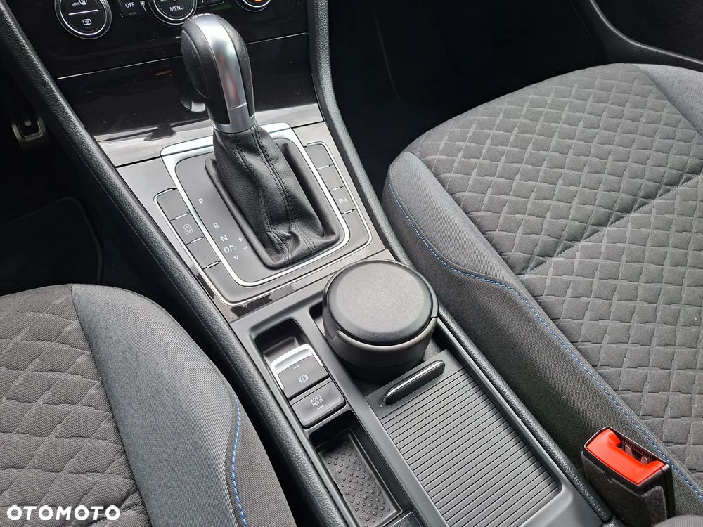 Volkswagen Golf 1.6 TDI DSG Join - 12