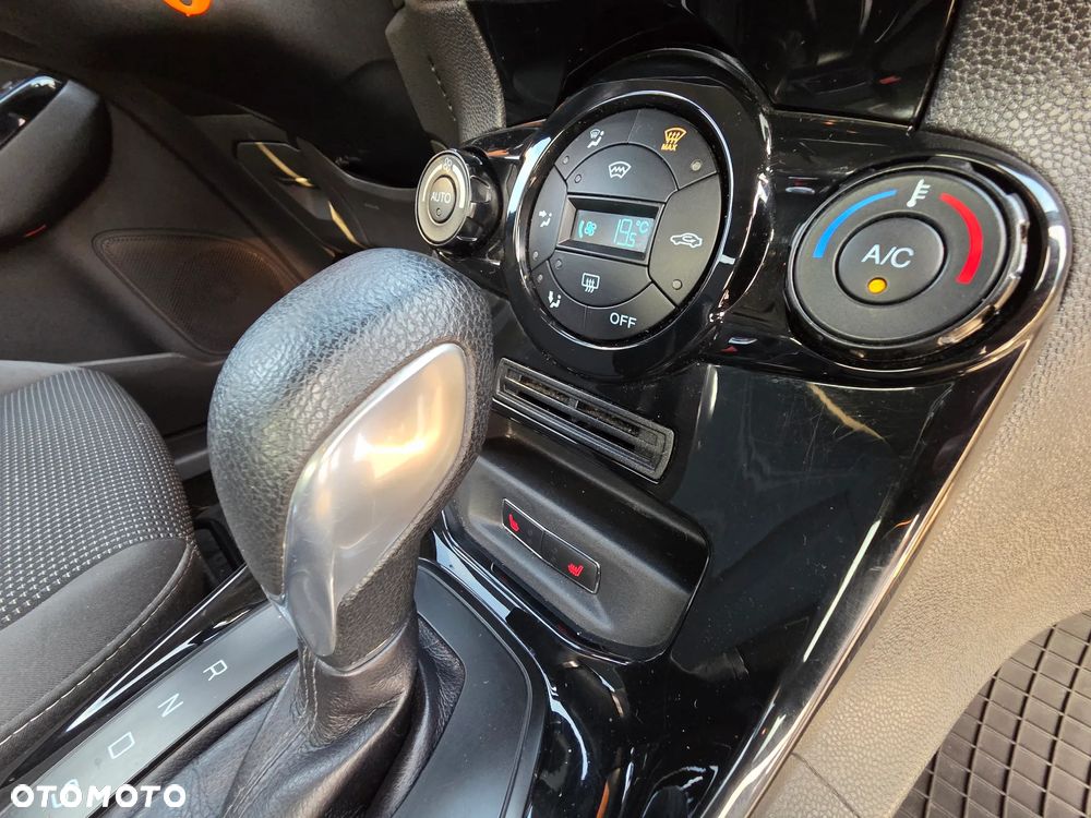 Ford Fiesta 1.0 EcoBoost Powershift Individual - 33
