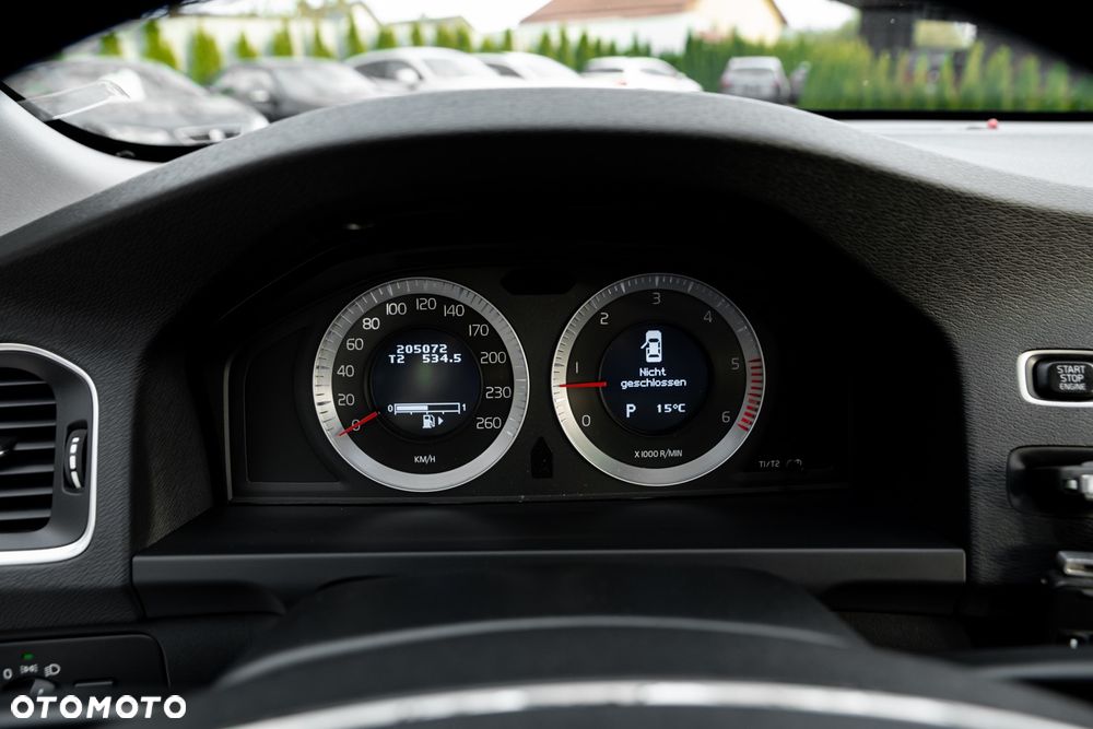 Volvo S60 D5 AWD Geartronic RDesign - 30
