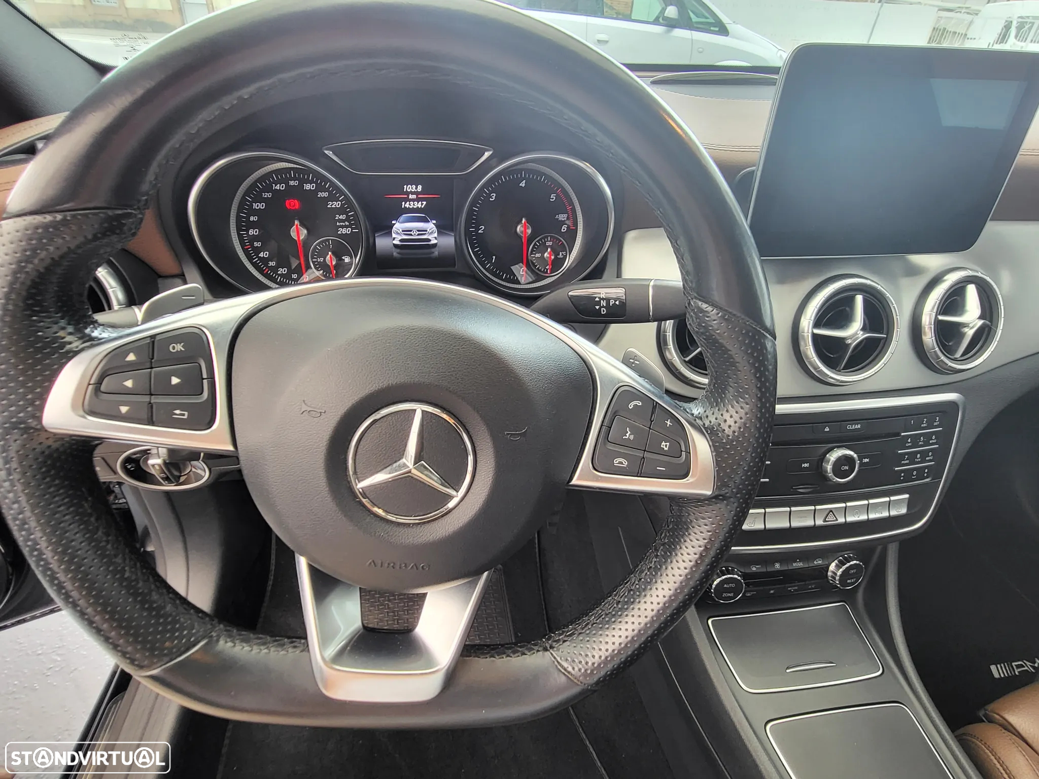 Mercedes-Benz CLA 220 Shooting Brake d 7G-DCT AMG Line - 11