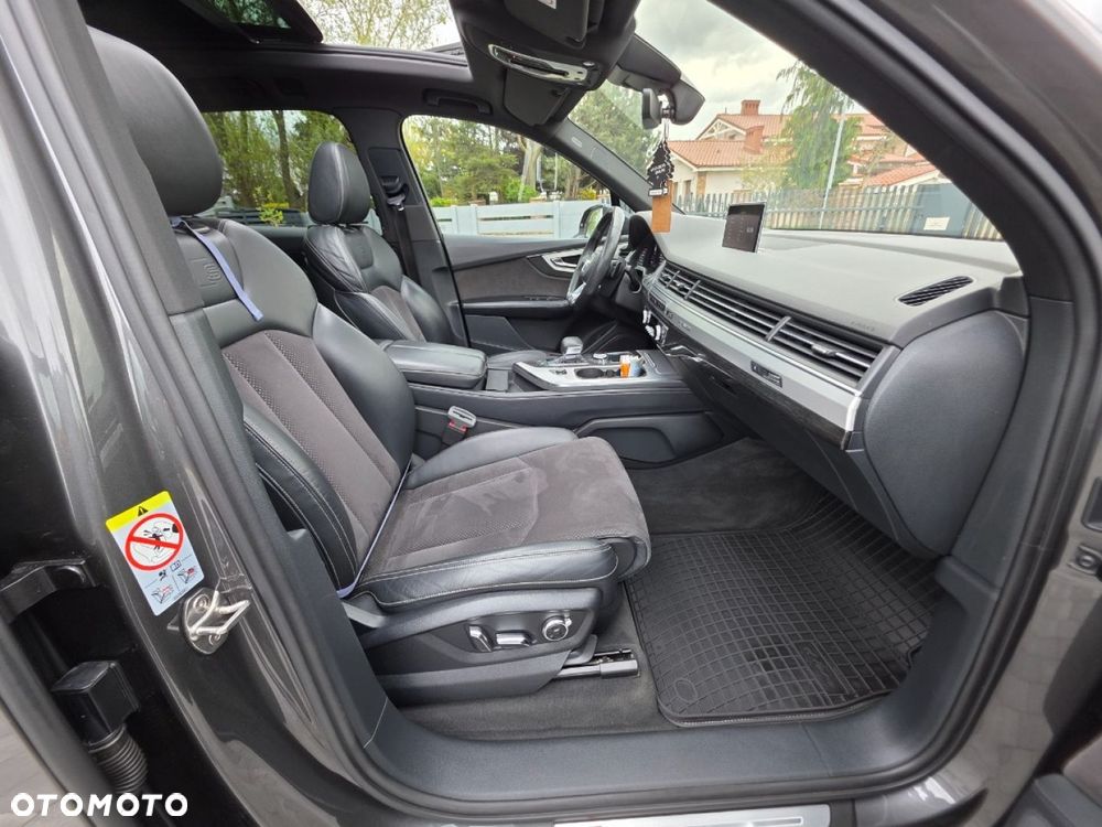 Audi Q7 - 29