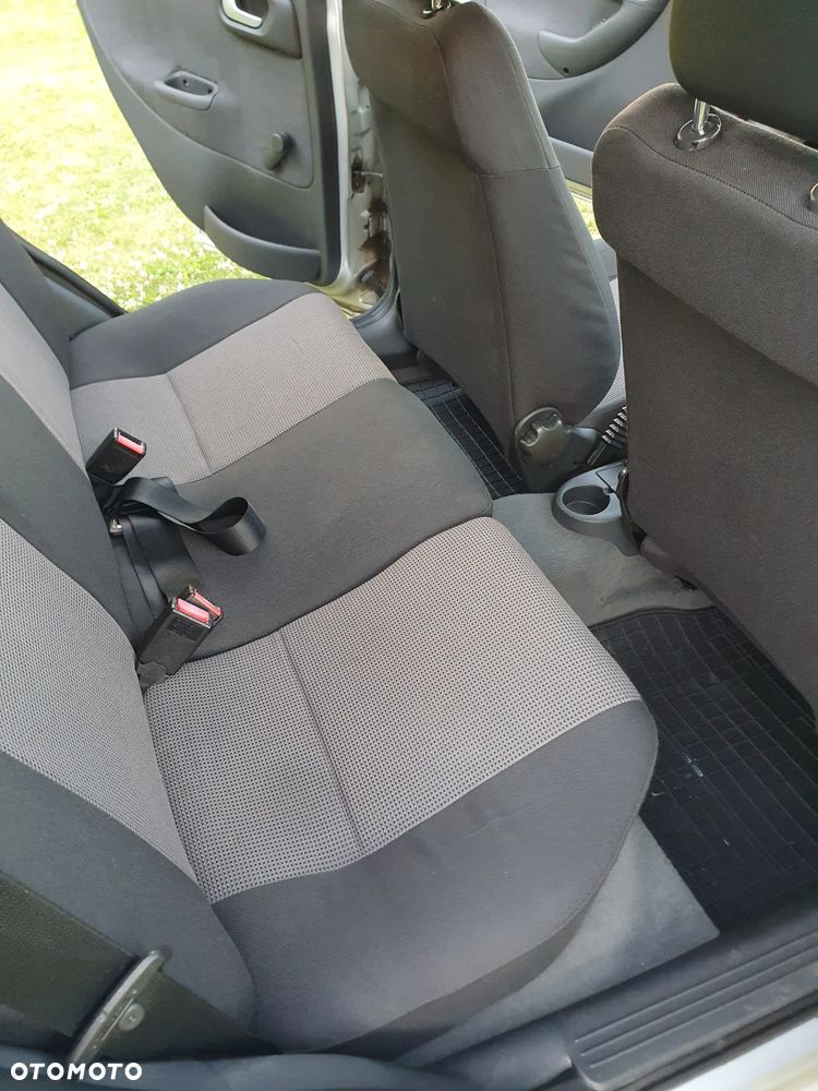Opel Corsa 1.2 16V - 13
