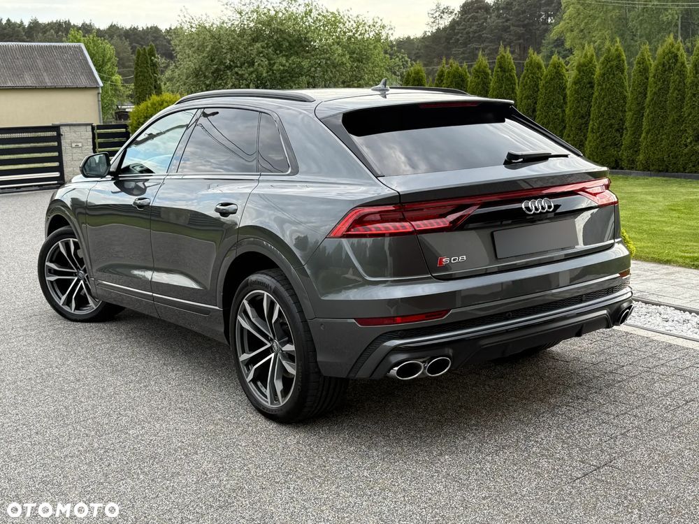 Audi SQ8 - 30